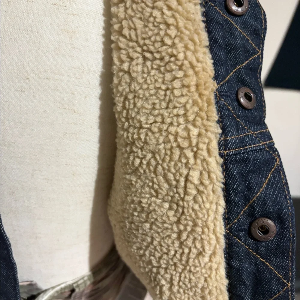 GAP Kids Denim Jacket with Sherpa Lining - Picture 5 of 5
